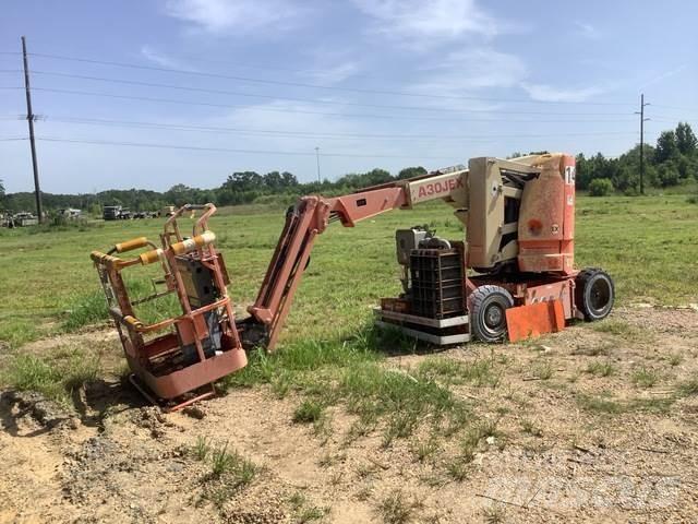 JLG E300AJ Articulated boom lifts