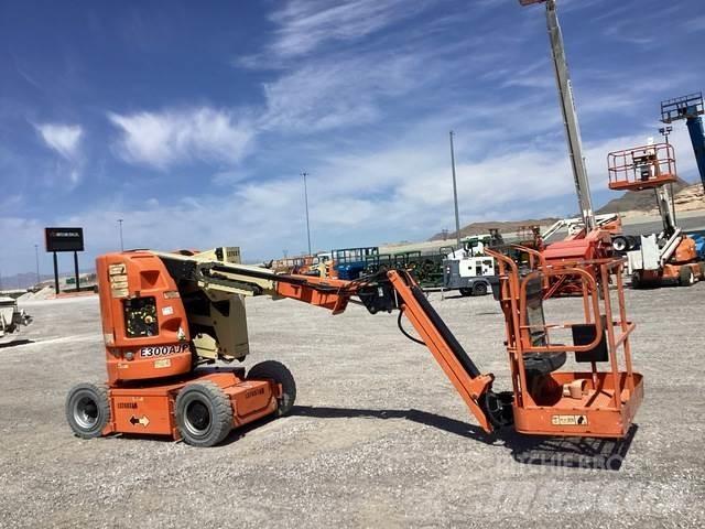 JLG E300AJP Articulated boom lifts