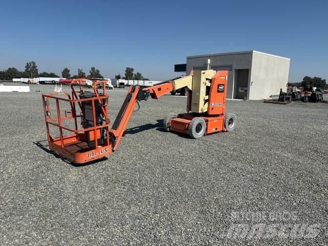 JLG E300AJP Articulated boom lifts