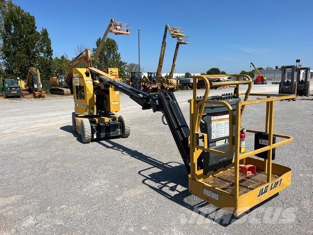 JLG E300AJP Articulated boom lifts