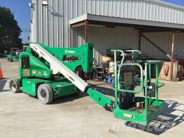 JLG E400AN Articulated boom lifts