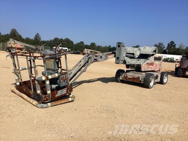 JLG E450AJ Articulated boom lifts