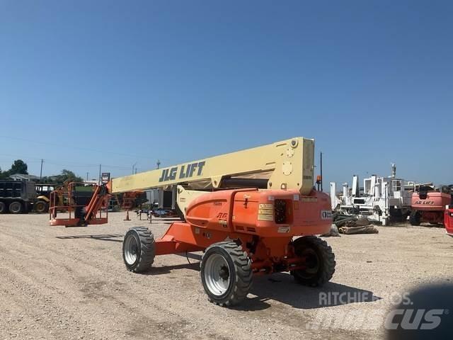 JLG E600JP Articulated boom lifts