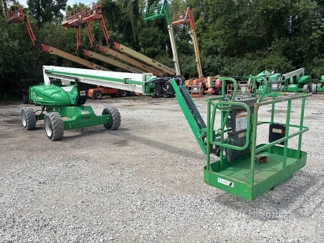 JLG M600JP Articulated boom lifts