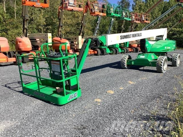 JLG M600JP Telescopic boom lifts