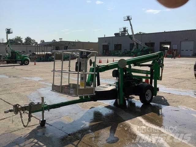 JLG T-350 Trailer mounted aerial platforms