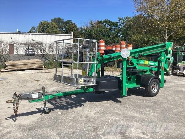 JLG T-350 Trailer Mounted Aerial Platforms