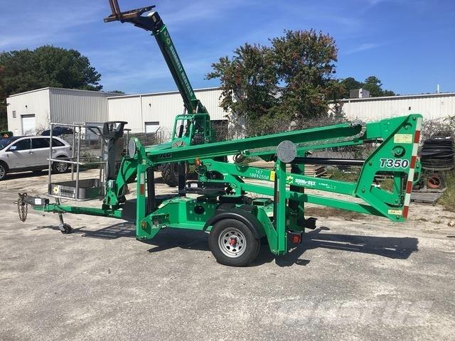 JLG T-350 Trailer Mounted Aerial Platforms