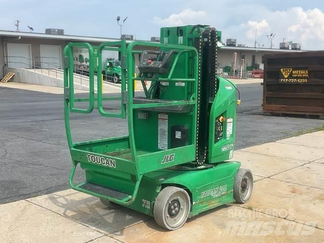 JLG T20E Vertical mast lifts