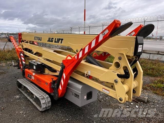 JLG X770AJ Articulated boom lifts