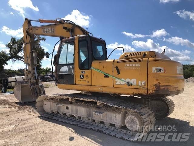 John Deere 200 Crawler Excavators