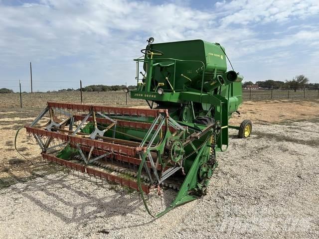 John Deere 40 Combine Harvesters