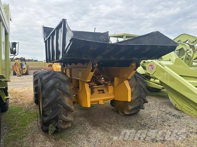 John Deere 640 Skidders