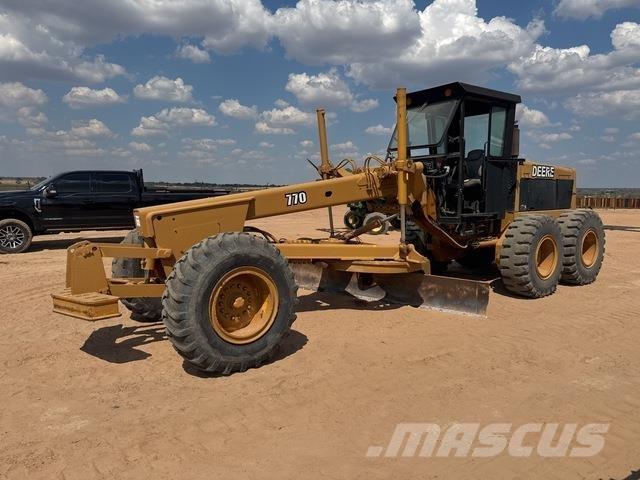 John Deere 770 Motor Graders