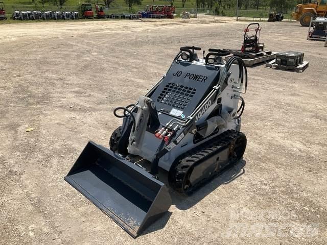 JQ Power JQ400 Skid Steer Loaders