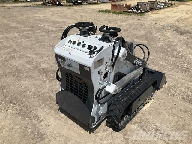 JQ Power JQ400 Skid Steer Loaders