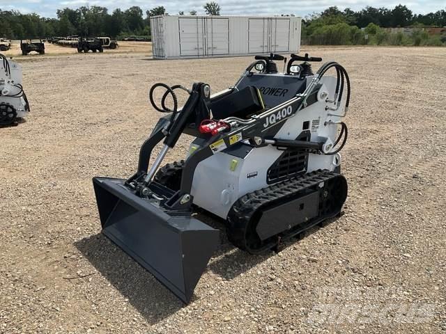 JQ Power JQ400 Skid Steer Loaders