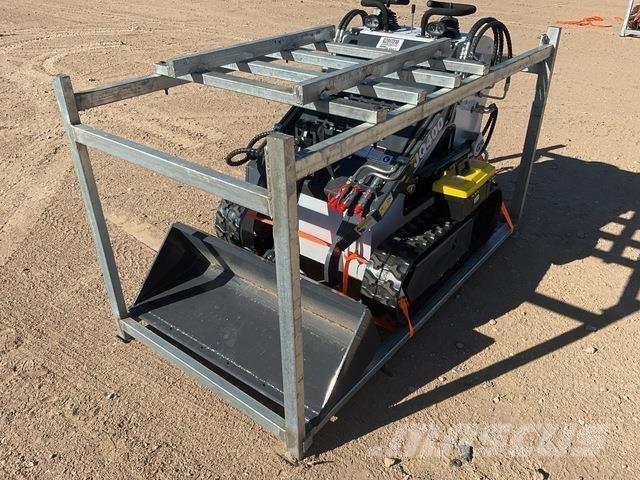 JQ Power JQ400 Skid Steer Loaders