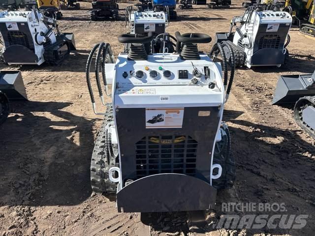 JQ Power JQ400 Skid Steer Loaders