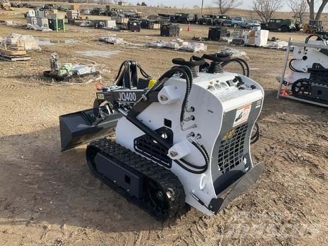 JQ Power JQ400 Skid Steer Loaders
