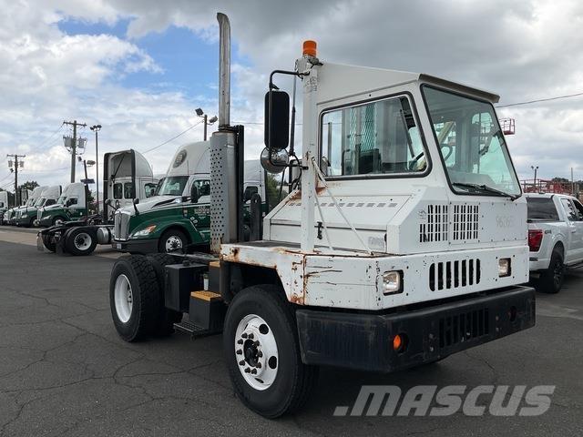 Kalmar 30 Shunt Trucks