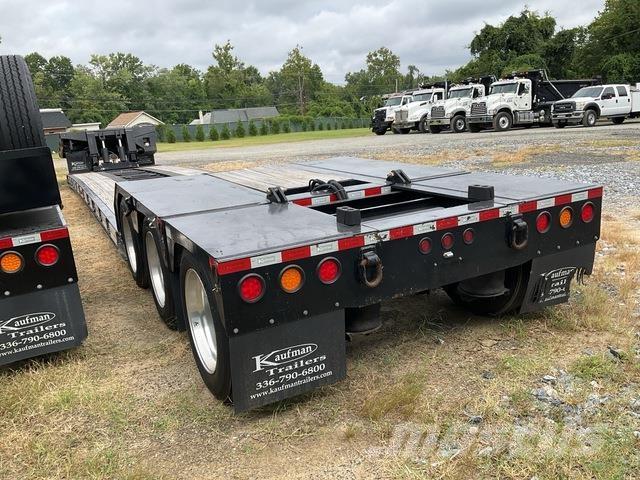 Kaufman  Lowboy trailer
