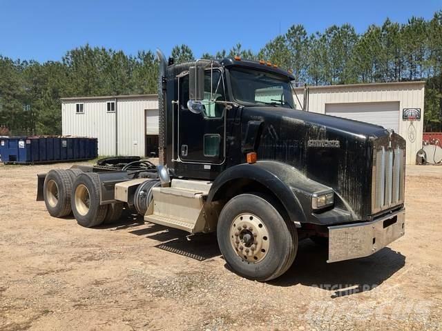 Kenworth  Conventional Trucks / Tractor Trucks