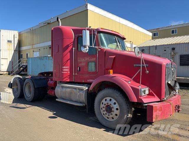 Kenworth  Conventional Trucks / Tractor Trucks