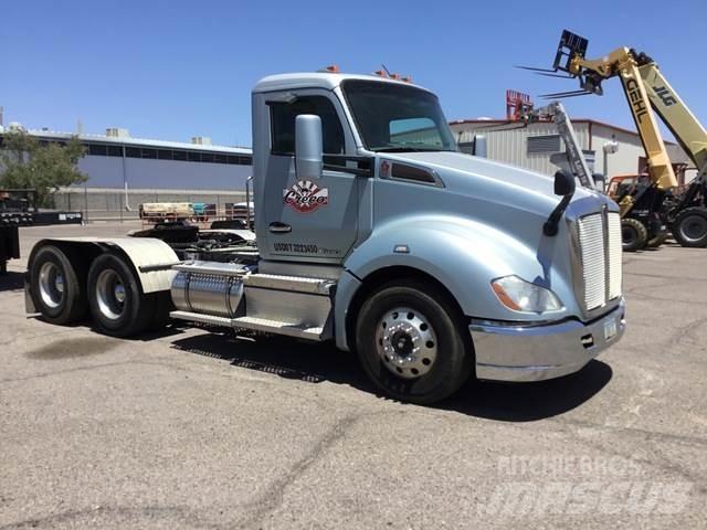 Kenworth T-680 Tractor Units