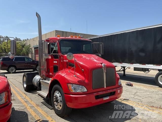 Kenworth T370 Conventional Trucks / Tractor Trucks