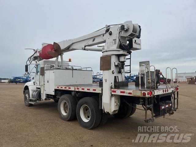 Kenworth T370 Digger Derricks trucks