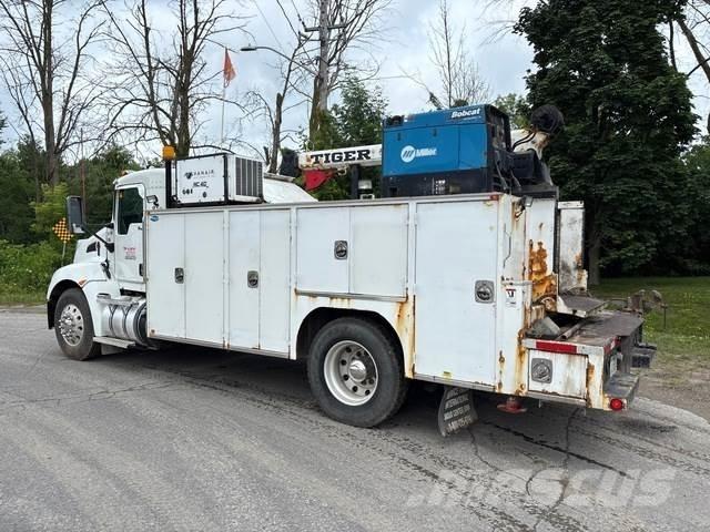 Kenworth T370 Work Trucks / Municipal