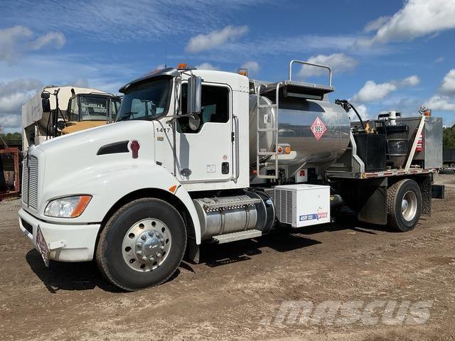 Kenworth T370 Tank Trucks
