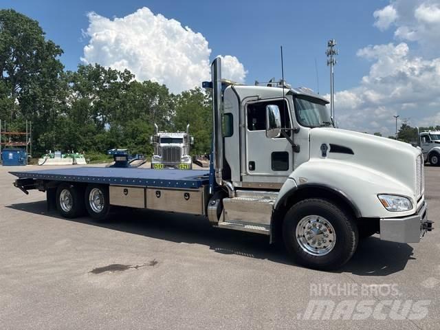 Kenworth T440 Tow Trucks / Wreckers