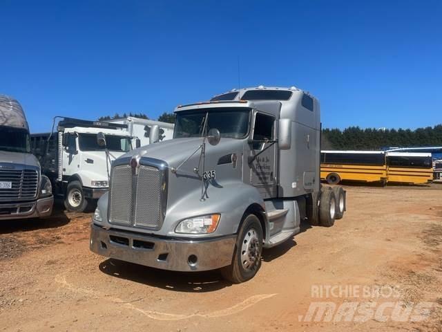 Kenworth T660 Conventional Trucks / Tractor Trucks
