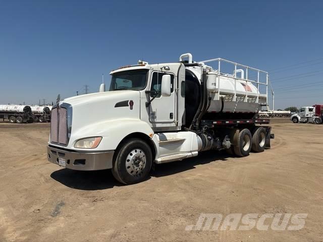 Kenworth T660 Vacuum Trucks