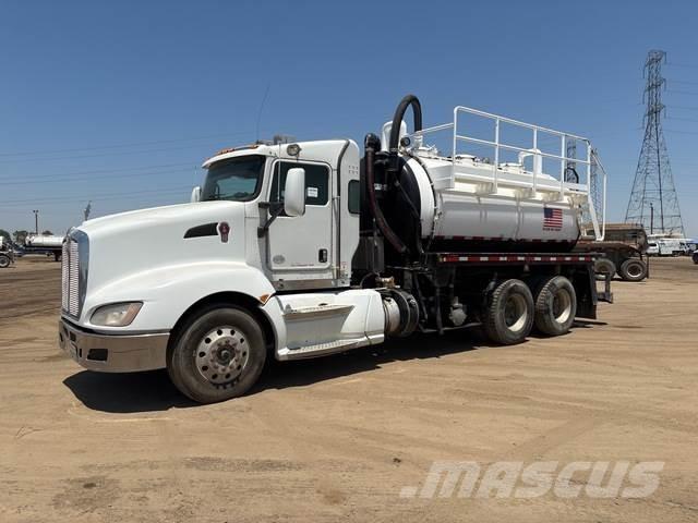 Kenworth T660 Vacuum Trucks