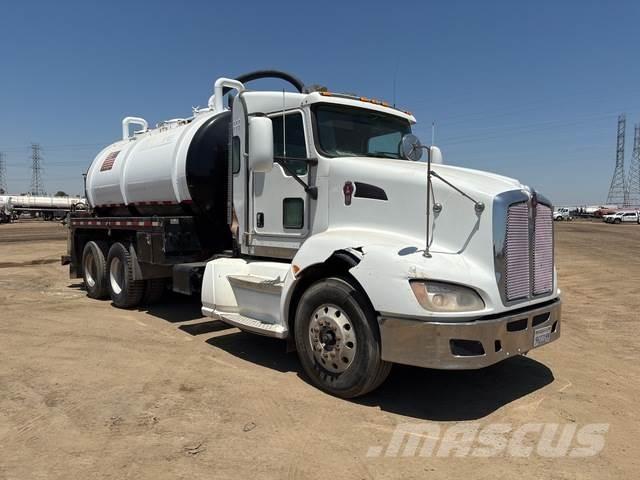 Kenworth T660 Vacuum Trucks