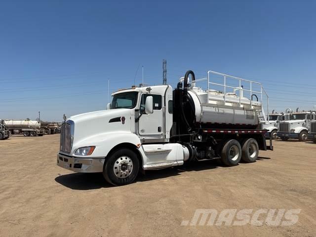 Kenworth T660 Vacuum Trucks