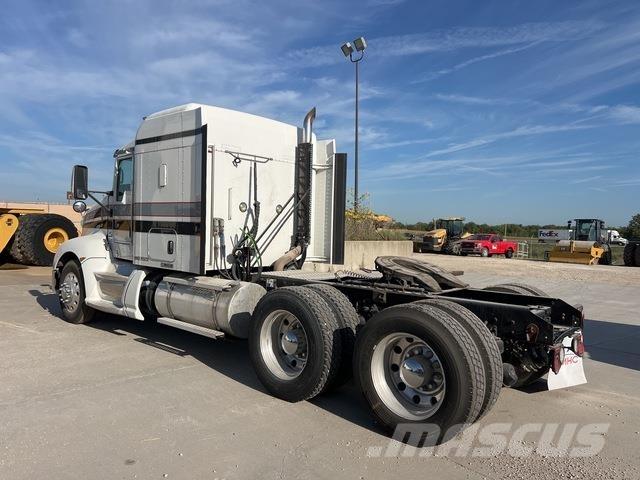 Kenworth T660 Conventional Trucks / Tractor Trucks
