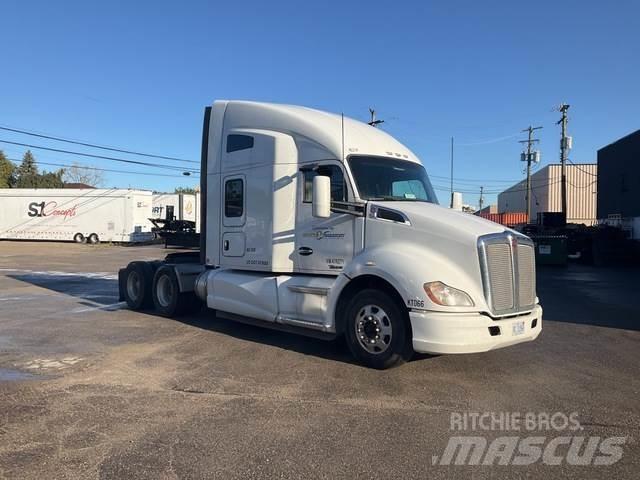Kenworth T680 Conventional Trucks / Tractor Trucks
