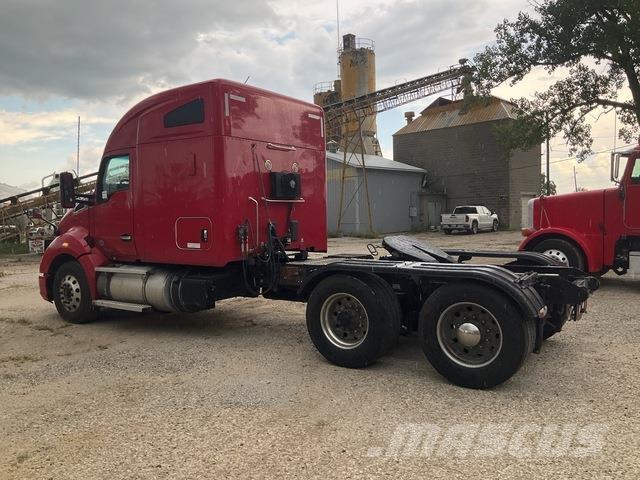 Kenworth T680 Conventional Trucks / Tractor Trucks