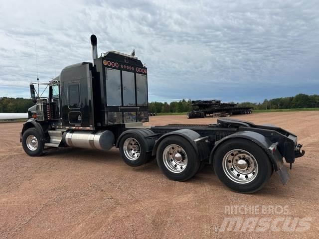Kenworth T800 Conventional Trucks / Tractor Trucks