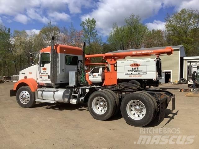 Kenworth T800 Conventional Trucks / Tractor Trucks