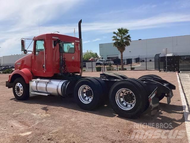 Kenworth T800 Conventional Trucks / Tractor Trucks