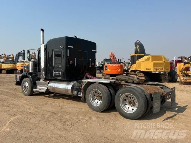 Kenworth T800 Conventional Trucks / Tractor Trucks