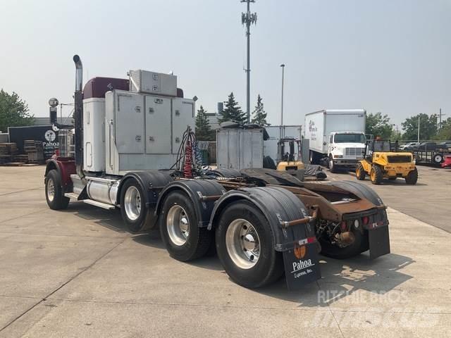 Kenworth T800 Conventional Trucks / Tractor Trucks