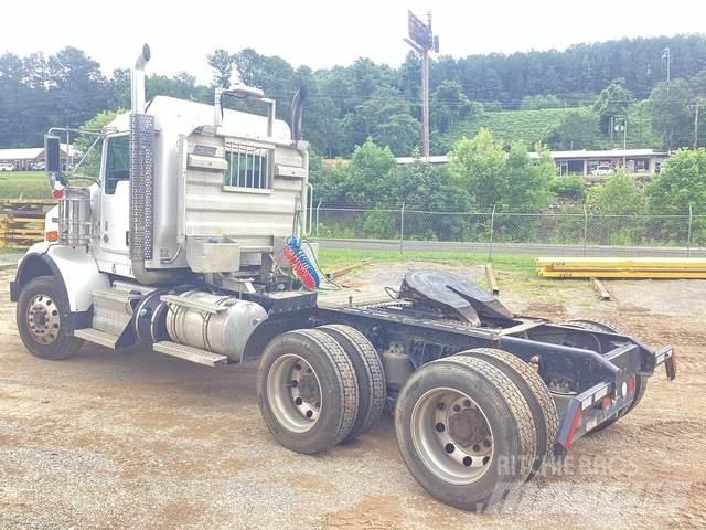 Kenworth T800 Conventional Trucks / Tractor Trucks