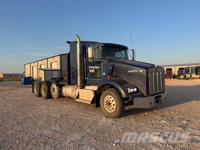 Kenworth T800 Conventional Trucks / Tractor Trucks