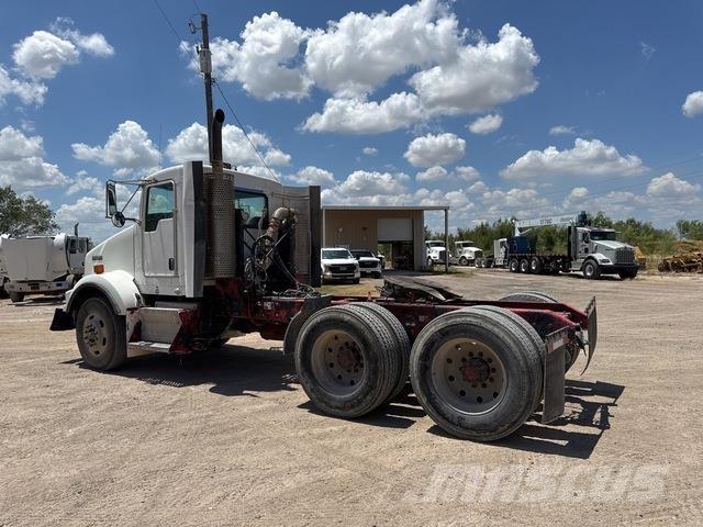 Kenworth T800 Conventional Trucks / Tractor Trucks